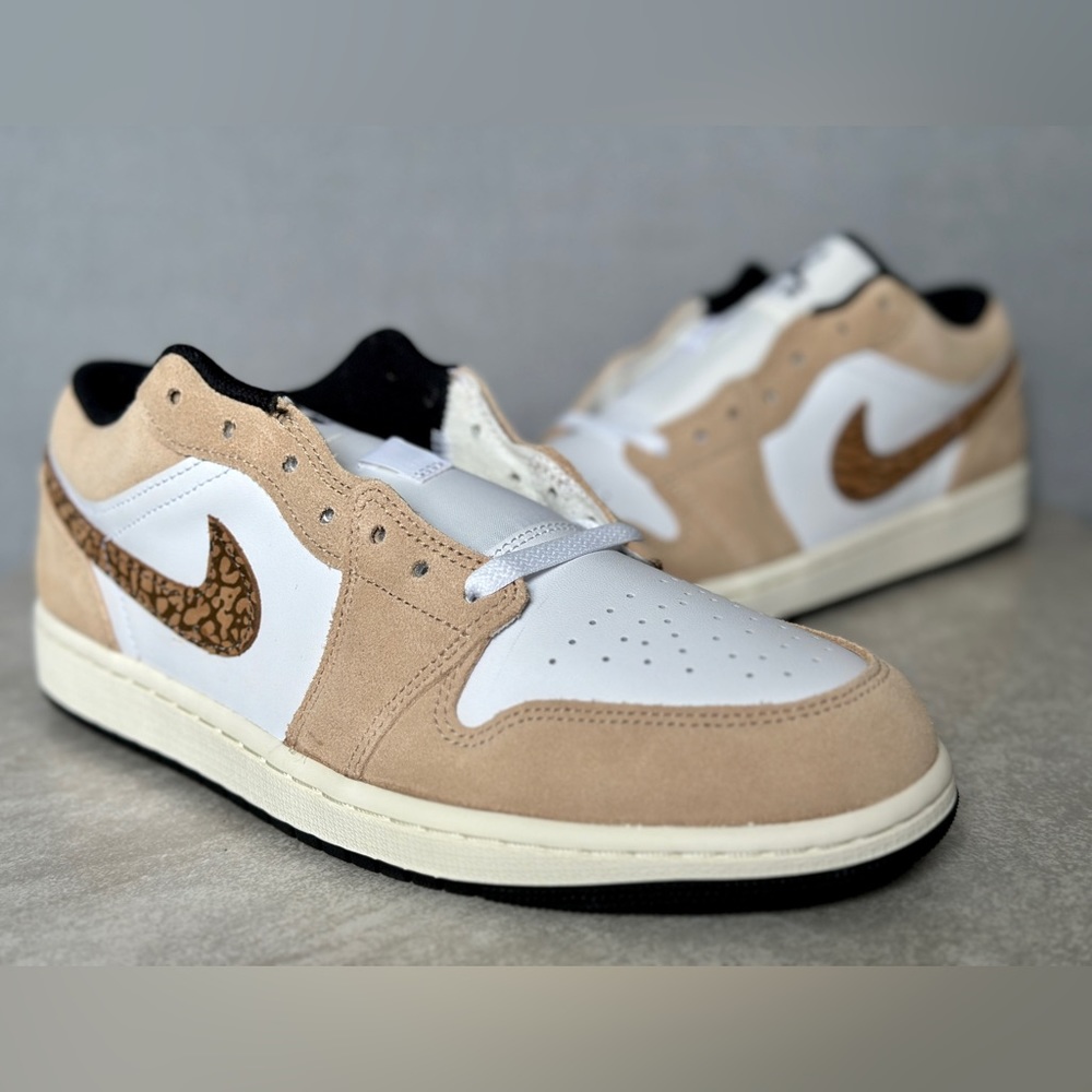 Air Jordan 1 Low SE Hemp - Picture 3 of 10